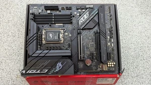 ASUS ROG Strix B660-F Gaming WIFI DDR5 Mainboard Intel Sockel 1700 Intel B660 - Bild 1 von 5