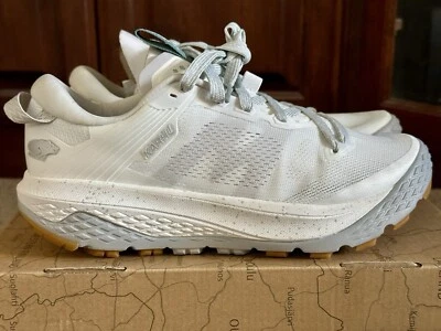 Size 8 - Karhu Ikoni Trail Lugged Cushioned Running Sneaker White New - Image 1 of 4