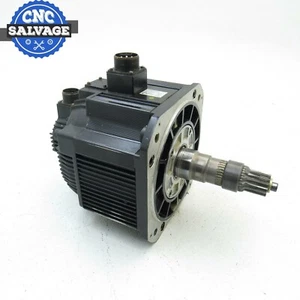 Yaskawa AC Servo Motor SGMD-40AWA-YR12 - Picture 1 of 5
