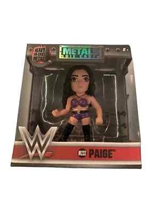 Paige M232 WWE Metals Die Cast Jada Toys Wrestling Action Minifigur 2,5" - Bild 1 von 2