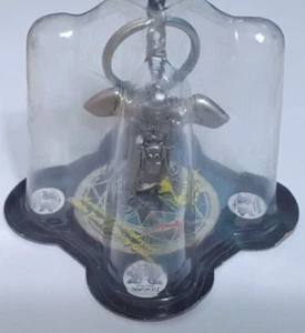 Lineage The Blood Pledge : METAL ARMOR Official Keyring keychain Rare - Picture 1 of 4