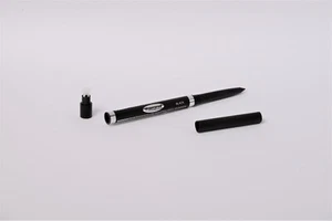 Vital Makeup Twist Up Lip & Eye Liner tutte le tonalità miglior venditore UK - Foto 1 di 10