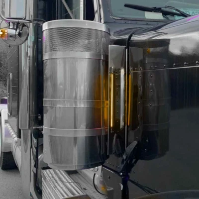 PETERBILT LOUVERED "GLOW TRIM" FRONT AIR CLEANER LED LIGHT BAR KIT AMBER - Image 1 of 2