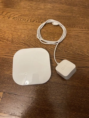 Eero Pro 2nd Gen B010001 Tri-Band Mesh Router - Image 1 of 4