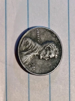 1985 D Lincoln Cent With No Copper Coating/All Zinc Color Same Color As A... - Image 1 of 4