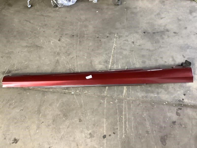 2006 MERCEDES BENZ CLK350 COUPE RIGHT ROCKER PANEL STORM RED METALLIC OEM+ - Image 1 of 4