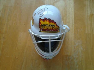 Saint John Flames (AHL) Autographed J.S. Giguere Mini Riddell Goalie Mask (NIS) - Imagen 1 de 4