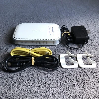 NETGEAR CMD31T-100NAS Docsis 3.0 150 MBPS Cable Modem - WORK - Image 1 of 4