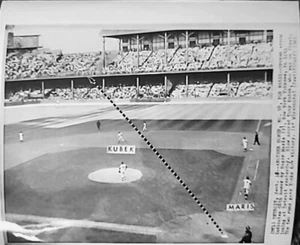 1961 ROGER MARIS 58TH HOME RUN MLB BASEBALL PHOTO DETROIT TIGER STADIUM LEGEND  - Picture 1 of 9