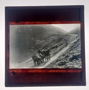 Antique Glass Magic Lantern Slide - Horse Drawn Carriage Buttermere Hause - Picture 1 of 2