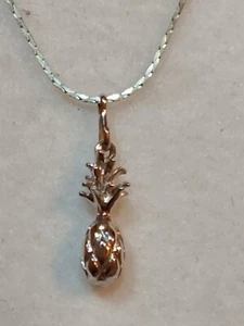 Necklace-Pineapple Pendant- Silvertone -Pendant length 7/8 in -Necklace 18 in lg - Picture 1 of 5
