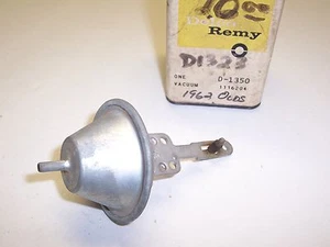 NOS Delco Vacuum Advance - 1962 Oldsmobile - 1116204 - Picture 1 of 2