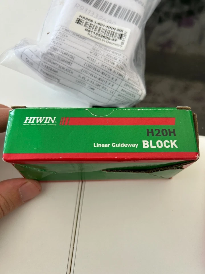 Hiwin HGH20H - Linear Guide Carriage - H20H Block - Unused Original Packaging - Image 1 of 1