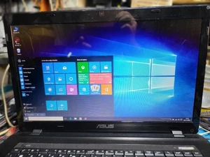 Asus X73B - AMD -  CON ALIMENTATORE - Foto 1 di 12