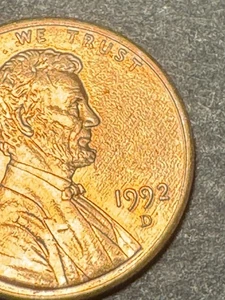 1992 D Lincoln Penny US 1Cent Red  DDO Close AM. - Picture 1 of 5