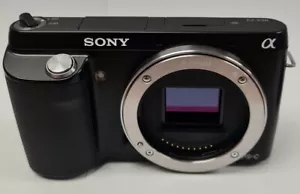Sony NEX-F3 Interchangeable Lens Compact Digital Camera 16.1MP Body Only - Picture 1 of 4