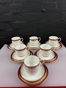 Juego de 6 tazas platillos y platos laterales Royal Albert Paragon Holyrood té tríos - Imagen 1 de 6