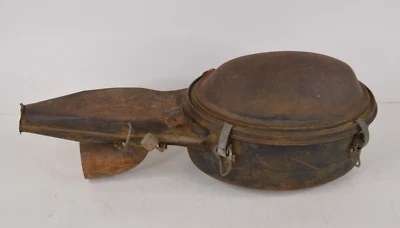 Volkswagen VW Beetle Type 1 Air Cleaner Oil Bath Snorkel All Clips Intact - Image 1 of 4