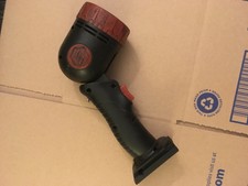  SNAP ON LIGHT BATTERY NOT INCLUDED.