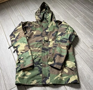 Vtg US Military Cold Weather Parka Woodland Camouflage Gore-Tex Sz XL Regular - Picture 1 of 12