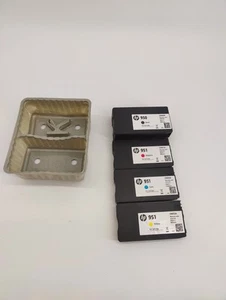 ❎ HP 950/951 Opakowanie 4 oryginalnych wkładów atramentowych czarny, błękitny, purpurowy i żółty ❎ - Zdjęcie 1 z 6