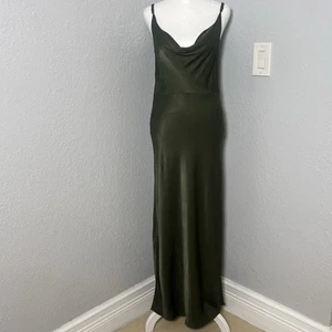 Anthropologie Elyse Satin-Schlupfkleid Wasserfallausschnitt Midi moosgrün Größe Small - Bild 1 von 12