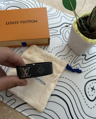 Braccialetto Louis Vuitton Nero e Argento - Immagine 1 di 4