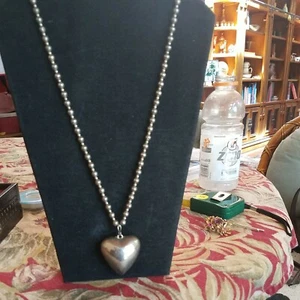 Retro Silver Beaded Puffy Heart - Picture 1 of 9