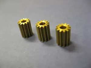 3x Brass 12 tooth pinion gear 3mm I.D.hole 10mm long 7.39mm O.D. 12T 48p gears - Bild 1 von 1