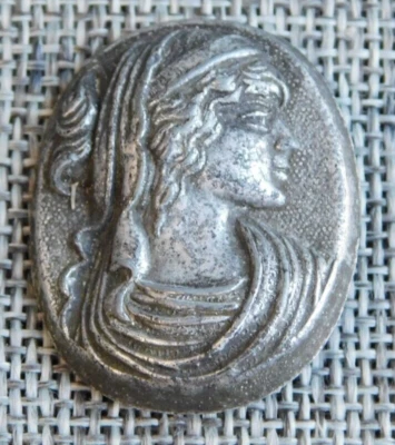 Antique Vtg Pewter Button  Lady Aprx: 1"~#419-F - Image 1 of 4