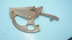 MERCEDES--BENZ W111 220SE 250SE COUPE , REAR L SIDE WINDOW MANUAL REGULATOR - Bild 1 von 13