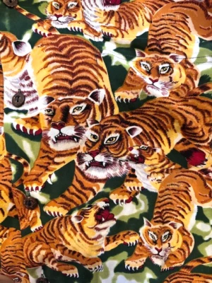 Camisa Hawaiana Manga Larga Avanti Hawaii SEDA 100 Tigres Cuchara Kahala Luau L Foto 1 de 4