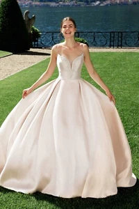 bridal gown size 12 - Picture 1 of 5
