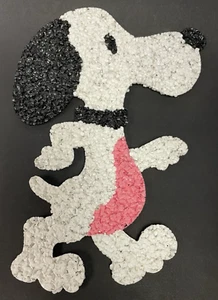 Vintage Snoopy Popcorn Melted Plastic Wall Decor 18" - Picture 1 of 2