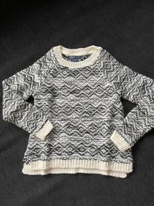G105 NWT GAPKIDS GAP CREWNECK MIXED TEXTURE GIRL SWEATER SIZE 6-7 - Picture 1 of 2