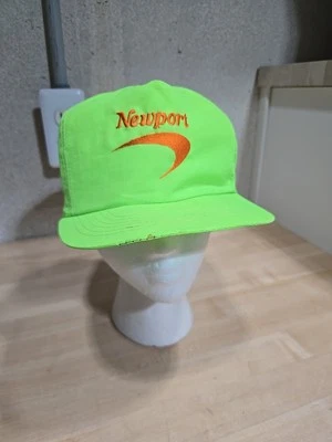 DE COLECCIÓN Newport Gorra Gorra Snapback Verde Naranja Cigarrillo Neón Logo Para Hombres Años 90 Foto 1 de 4