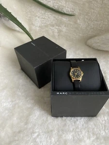 Marc Jacobs female Watch In Gold And Black - Picture 1 of 5