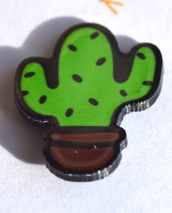 NEW Tropical green cactus pin badge summer holiday beach - Picture 1 of 2