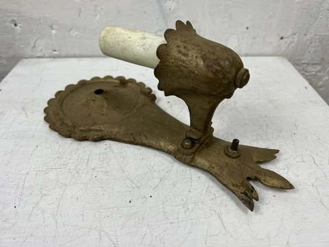 Antique Arts Crafts Mission Light Wall Sconce Ornate Cast Iron Levolite 639 Cover