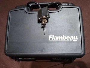 Flambeau pistol case, with cushioned foam/Flexible Lock and two keys - Picture 1 of 11