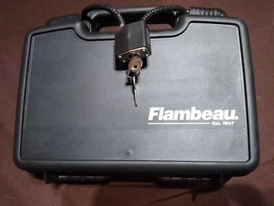 Flambeau pistol case, with cushioned foam/Flexible Lock and two keys - Image 1 of 4