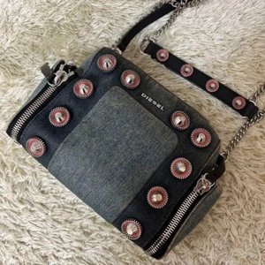 Authentic DIESEL denim shoulder bag logo and large part design y2k - Picture 1 of 18