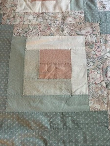 HANDGEFERTIGTE PATCHWORK QUILT XL DOPPELBETTDECKE PFIRSICHGRÜN 90x62 - Bild 1 von 8