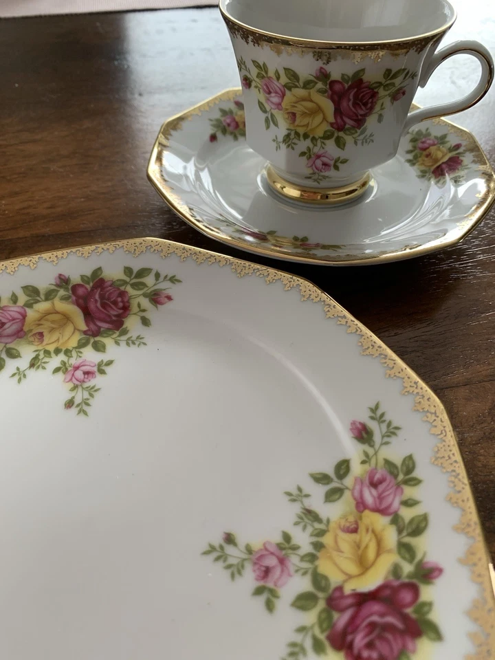 3 x Geschirr Sets, 9 Teile, Rosengedecke Winterling Marktleuthen Kaffeegedeck  - Bild 1 von 4