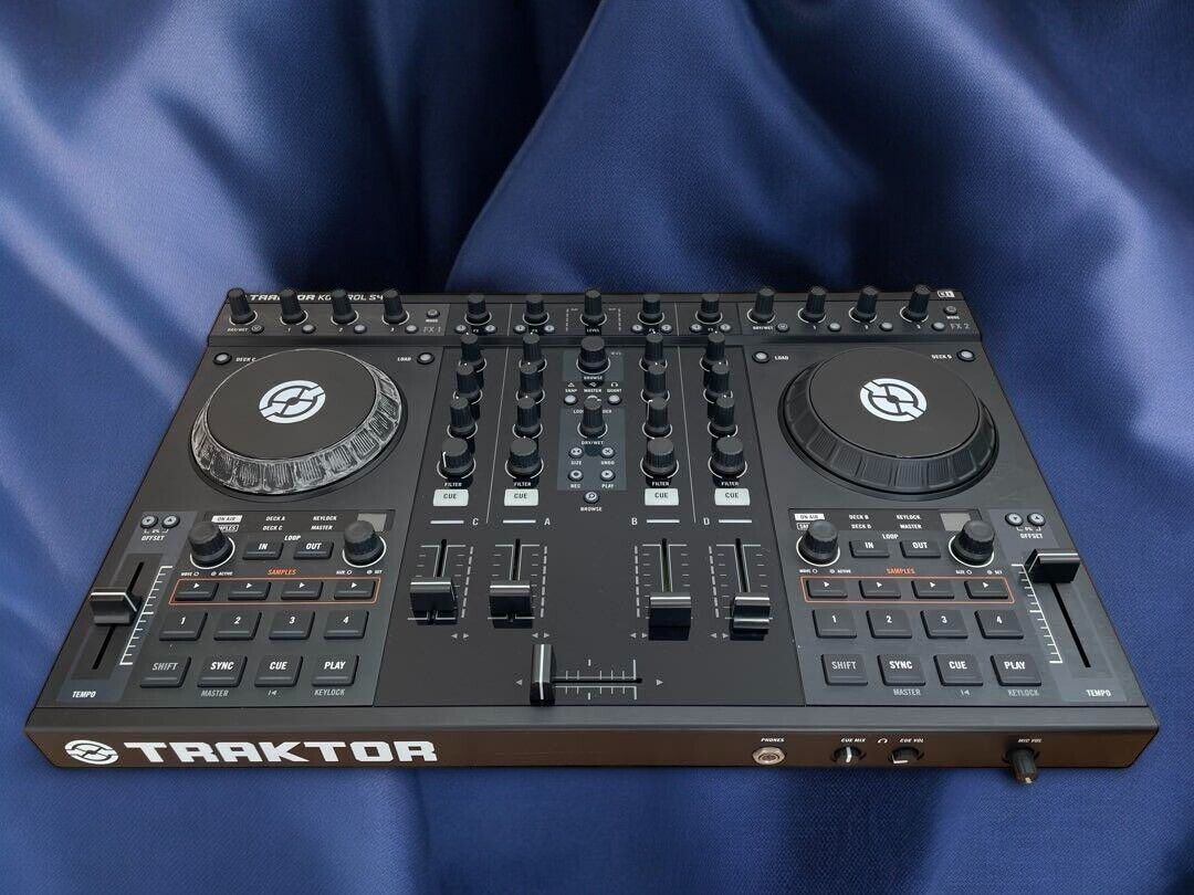 Traktor S4 DJ Controllers for sale | eBay Traktor S4 DJ Controllers for sale | eBay