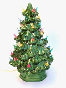 Vintage Keramik grün Weihnachtsbaum beflockt 13 Zoll bunte Lichter mit Sockel - Bild 1 von 11