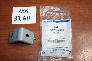 Ford F2UZ-17A986-B Front Stone Deflector Bracket 92-07 E150 E250 E350 E450 - Foto 1 di 4
