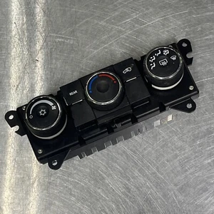 2007-2012 GMC Acadia Temperature Climate Control A/C Heather Switch 25977431 - Picture 1 of 6