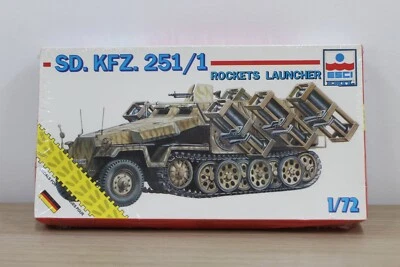 KIT ESCI - ERTL 1/72 ROCKETS LAUNCHER SD. KFZ 251-1 VÉHICULES MILITAIRES Foto 1 de 2