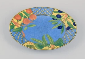 Laure Japy, Paris / Limoges, France. Porcelain cover plate. Fruit motif. - Picture 1 of 5